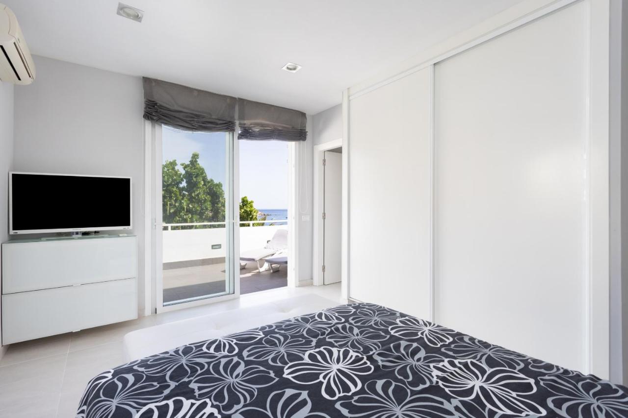 Luxury Frontline Poris De Abona Villa Luaran gambar